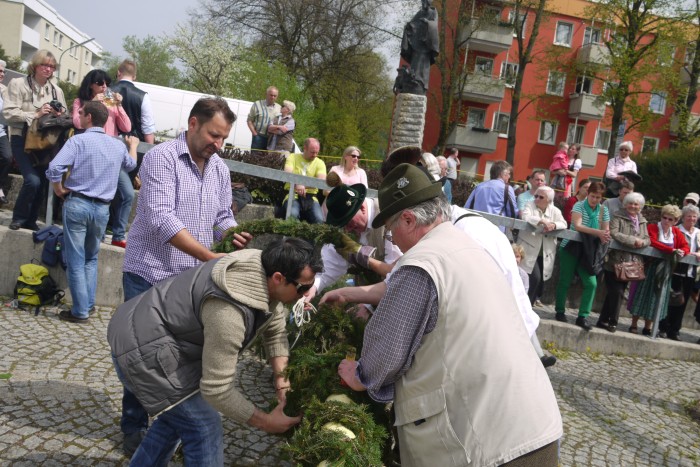 1.Mai_Aufstellen_01.jpg